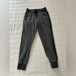Lululemon sweatpants joggers